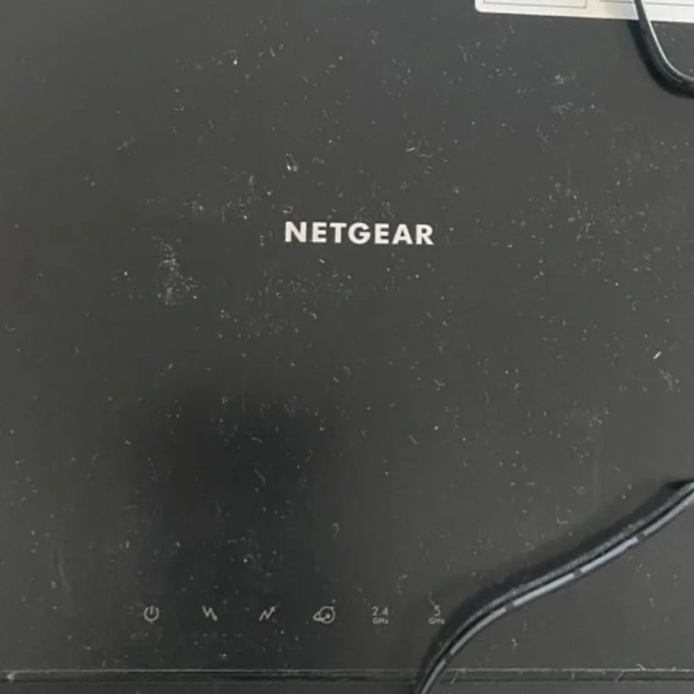 NETGEAR AC1600 R6250 WiFi Cable Modem Router AC Dual Band - Picture 2 of 4